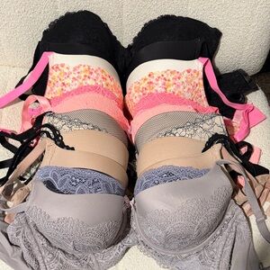 Lot of 10 Victoria’s Secret 36DD bras